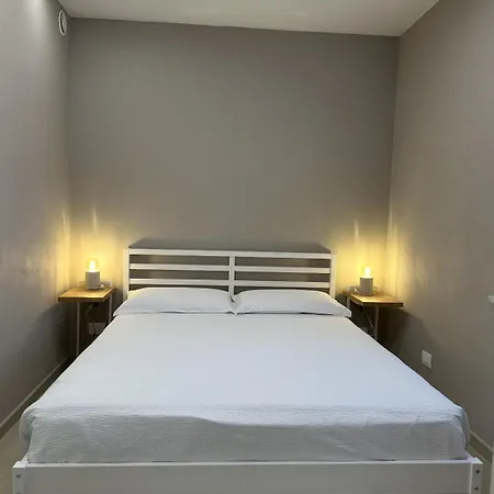 Isabellaguesthouse 3*